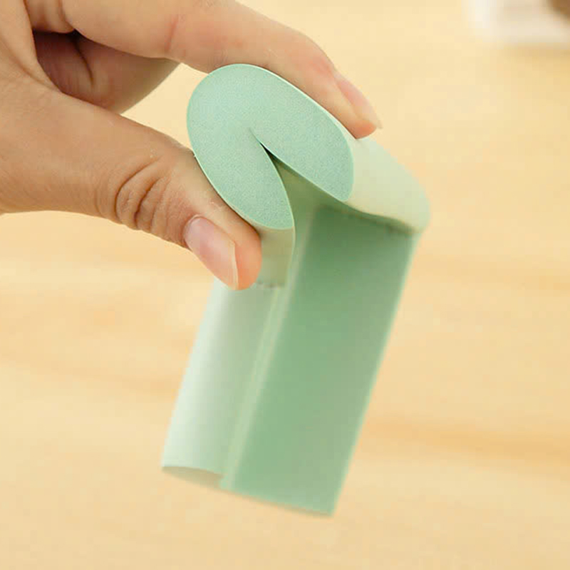 25971_z6225731283326-bd15d84fae4ef7a88e4f753ccfcf915a_20250117105747-2.jpg Combo 4 Bọc Góc Bàn Bằng Mút An Toàn Cho Bé - Mút Bọc Góc Bàn Tránh Va Đập 7.5x7cm - MBGBCB01