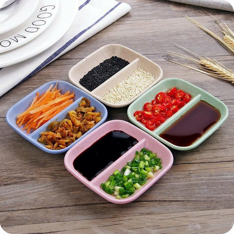 26050_z6242202984165-868cf17e6dcd02c66d29447bf1bd8cd6_20250122144012-2.jpg Combo 2 Chén Đựng Gia Vị 2 Ngăn - Chén Đựng Nước Chấm Bằng Nhựa Cao Cấp 6x6cm - CDGV04