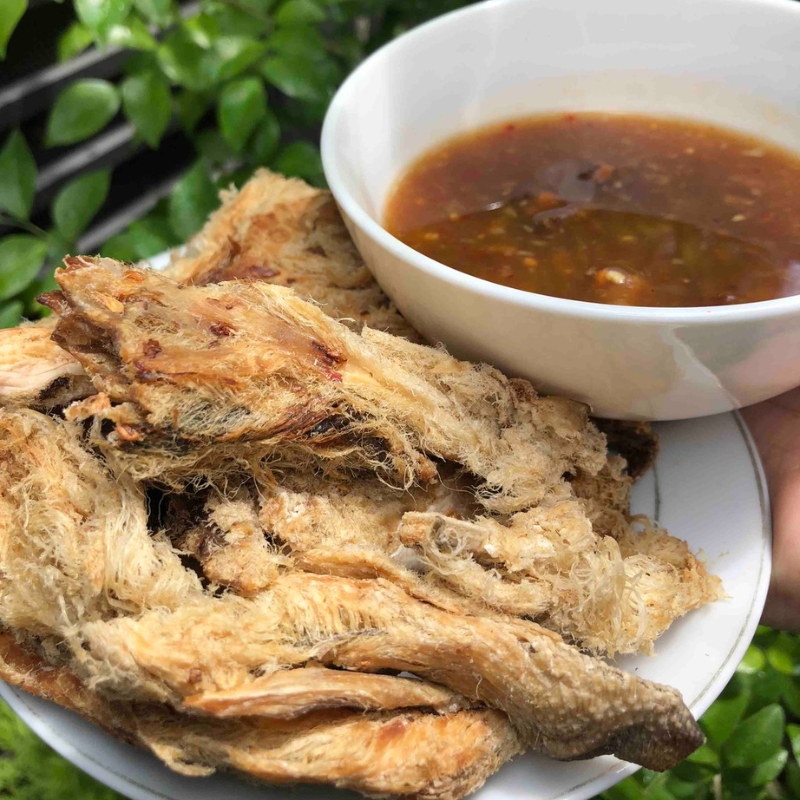 26422_7_20250607171617-4.png Khô Cá Đuối Chấm Mắm Me Thơm Ngon Hộp 250g - KDCMMH250G