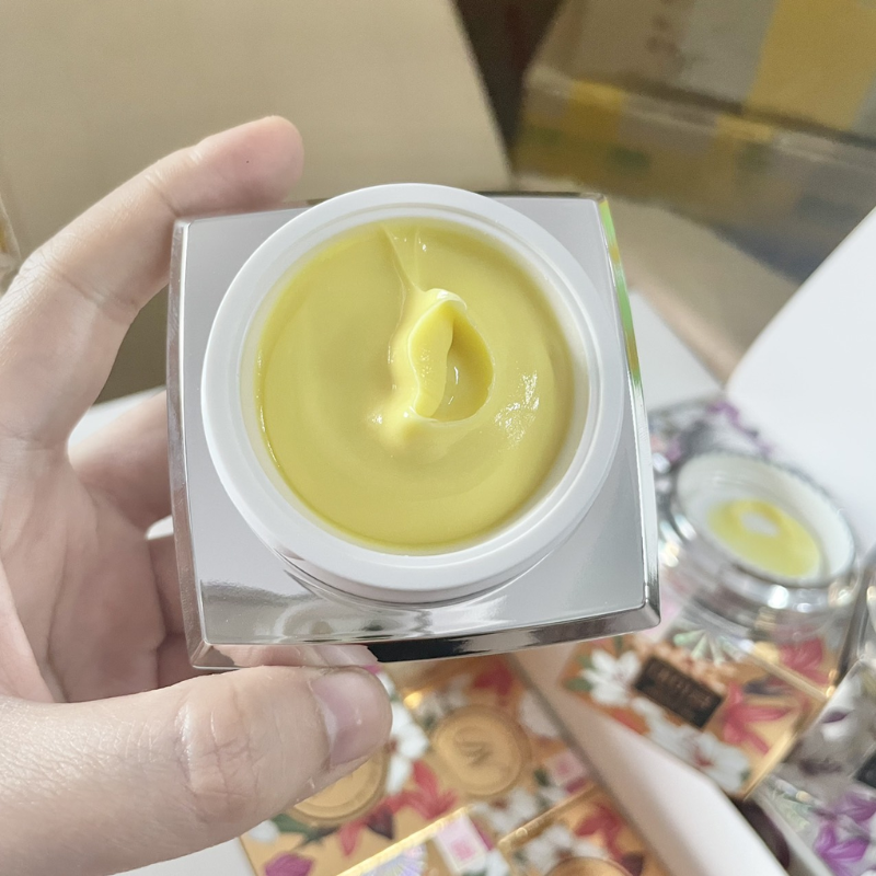 26515_20_20250731155206-1.png Kem Face Demejine Ban Ngày Tem Vuông 20g Công Nghệ Hàn Quốc - 4719855331004TEMVUONG