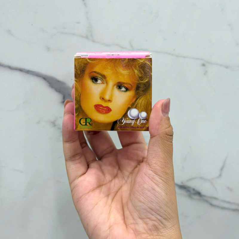26705_4_20250905163702-1.png Combo 12 Hộp Kem Face Dưỡng Trắng Da Ngọc Trai Cô Gái Tóc Xù Young One 4.5g/Hộp - 8936055391027