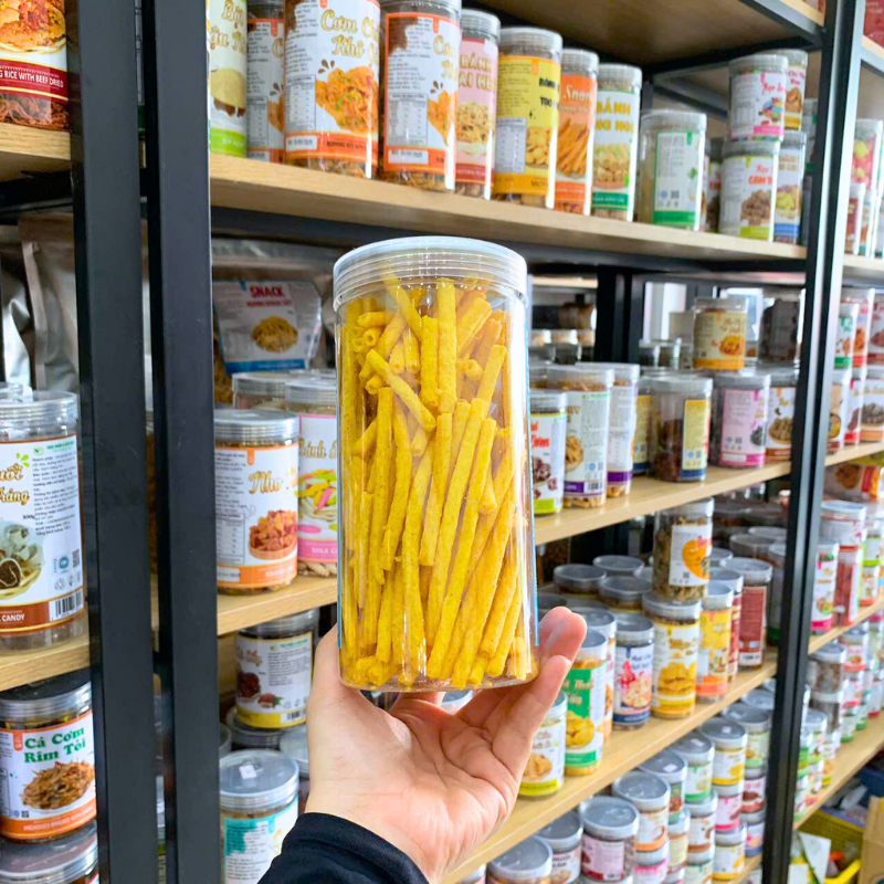 Chuyên sỉ snack Hương Khoai Tây Ống Vàng Thơm Ngon 200g - Hộp Pet 5 Chuyên sỉ snack Hương Khoai Tây Ống Vàng Thơm Ngon 200g - Hộp Pet