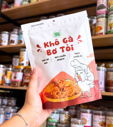 Khô Gà Bơ Tỏi Thương Hiệu Yolo Thơm Ngon Gói 100g - KGBTYG100G
