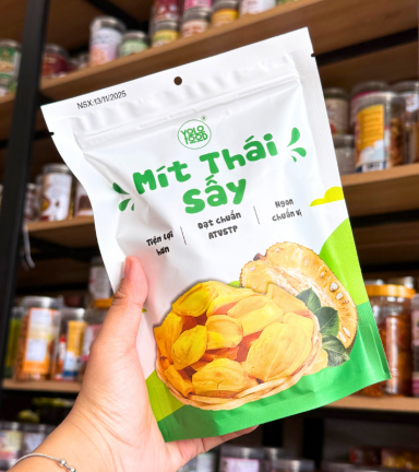 Mít Thái Sấy Thương Hiệu Yolo Thơm Ngon - Gói 100g - MTSYG100G