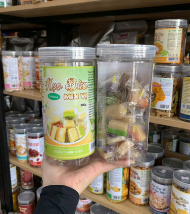 Kẹo Dừa Ít Đường Mix Vị Thơm Ngon 300g - Hũ Pet - KDIDMVHP300G