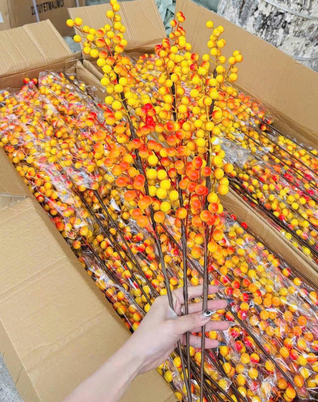 Nguồn hàng sỉ combo 10 cành đông đào vàng 12 nhánh 7 Nguồn hàng sỉ combo 10 cành đông đào vàng 12 nhánh