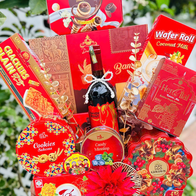 27493_175_20251129122357.png Hộp Quà Tết Sang Trọng – Set Quà Tết Cao Cấp – Quà Tặng Tết Ý Nghĩa - Quà Trang Trí Tết - QTTT39