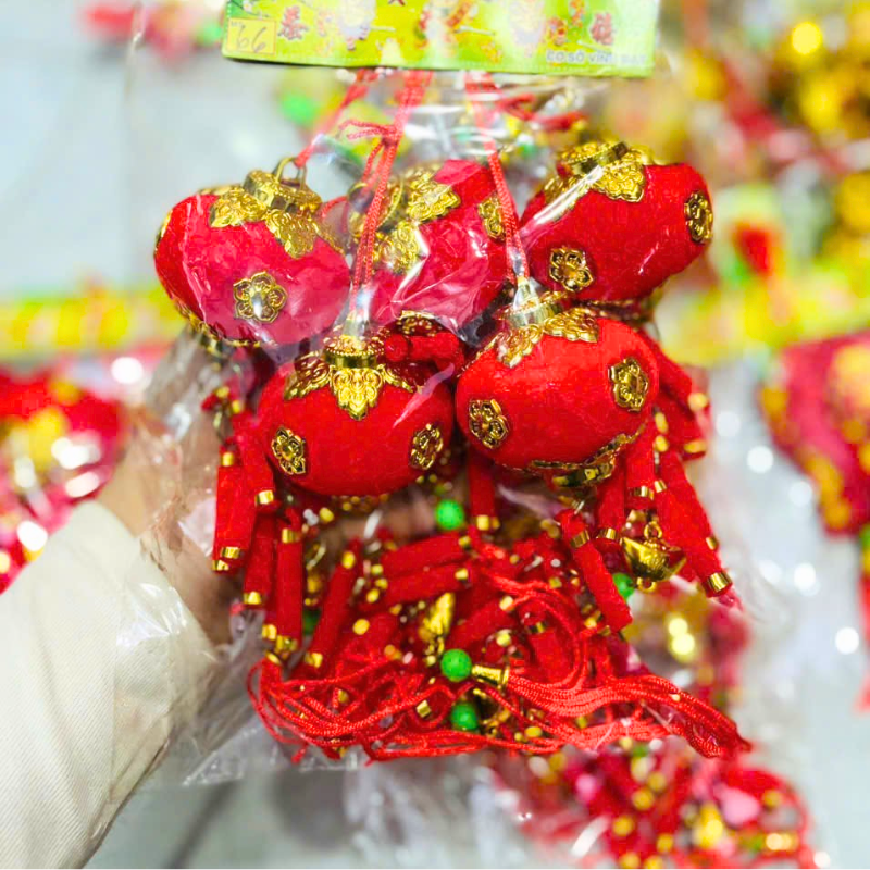 Nơi lấy sỉ set 5 Cầu Pháo - Liễn Treo Cây Trang Trí Tết 4 Nơi lấy sỉ set 5 Cầu Pháo - Liễn Treo Cây Trang Trí Tết