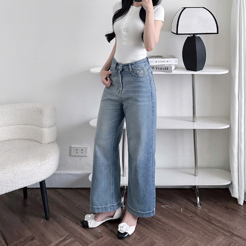 27646_5_20251215092120.png Quần Jeans Nữ Ống Rộng Vải Dày Mềm Không Co Giãn Phối Nơ Ở Túi Quần Cực Xinh - QG287