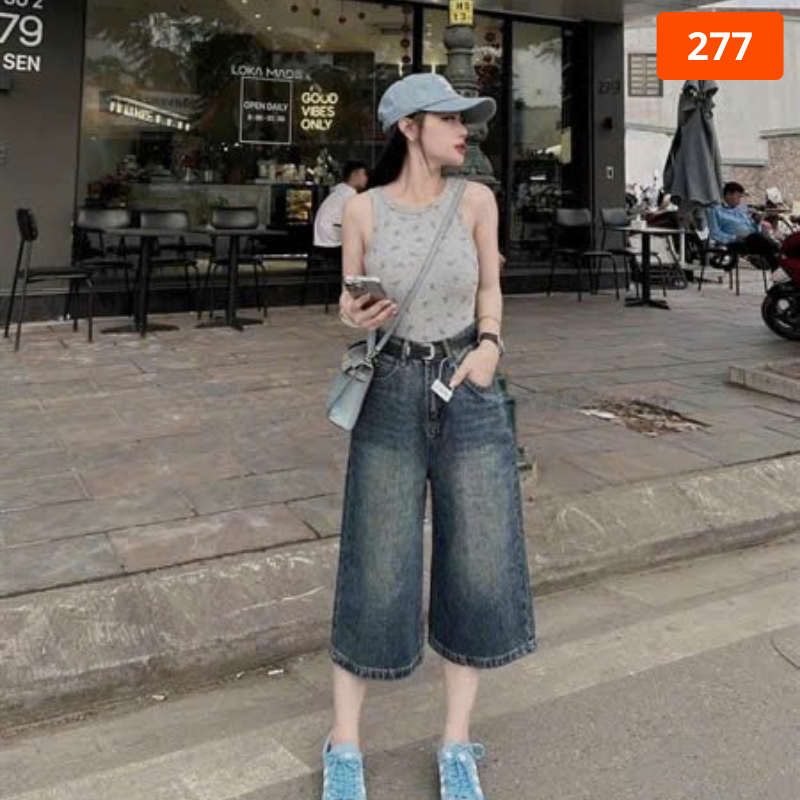 Chỗ sỉ quần Jeans Nữ Thụng - Quầng Thụng Nữ - Váy Jean Nữ Thêu Chanel Vải Đẹp Dày Mềm Không Co Giãn 6 Chỗ sỉ quần Jeans Nữ Thụng - Quầng Thụng Nữ - Váy Jean Nữ Thêu Chanel Vải Đẹp Dày Mềm Không Co Giãn