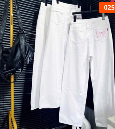 Quần Suông Nữ - Quần Jeans Suông Nữ Thêu Nơ Chất Liệu Vải Dày Mềm Không Co Giãn - QG309