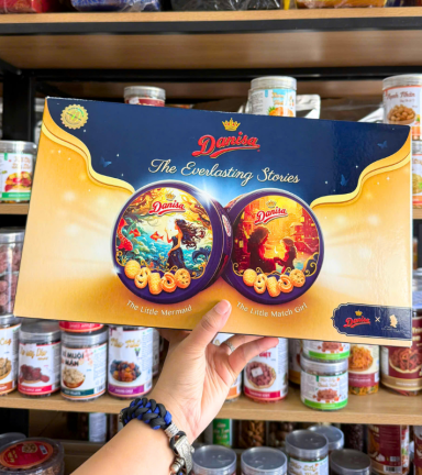 Bánh Danisa Gold Hộp Thiếc - Bánh Quy Bơ Danisa Bản Truyện Cổ Tích 400g (2 Hộp x 200g) - 8996001314517
