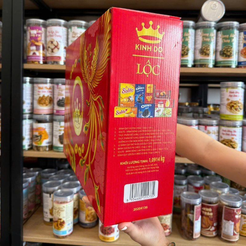 Chỗ sỉ hộp Bánh Tết Lộc Thịnh Vượng Số 2 - Bộ Quà Tết Cặp Công Kinh Đô Lộc Thinh Vượng 8 Món 1,0914kg 5 Chỗ sỉ hộp Bánh Tết Lộc Thịnh Vượng Số 2 - Bộ Quà Tết Cặp Công Kinh Đô Lộc Thinh Vượng 8 Món 1,0914kg