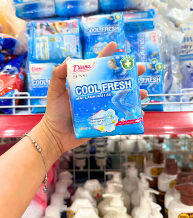 Băng Vệ Sinh Diana Sensi Cool Fresh 23cm Unicharm Siêu Mỏng Cánh (8 Miếng) - BVSDSCF23CM