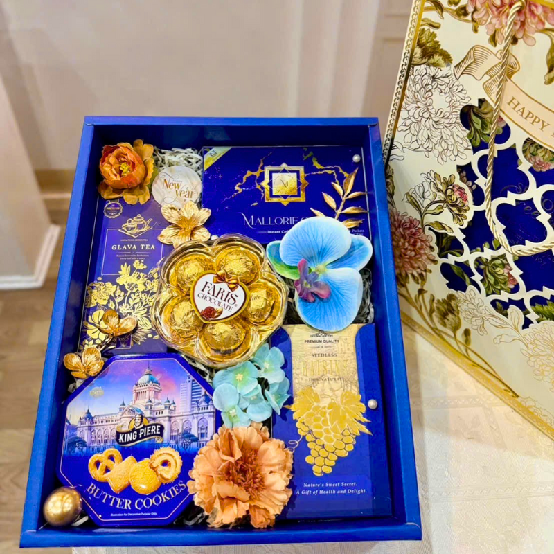Nguồn hàng sỉ hộp Quà Tết - Quà Tặng Tết Hộp Bánh Cứng Sang Trọng Vàng Đỏ Xanh - Quà Trang Trí Tết 4 Nguồn hàng sỉ hộp Quà Tết - Quà Tặng Tết Hộp Bánh Cứng Sang Trọng Vàng Đỏ Xanh - Quà Trang Trí Tết