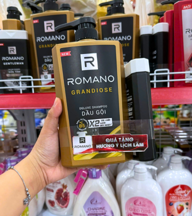 Dầu Gội Romano Grandiose 650g - Dầu Gội Nam Chai Vàng (Tặng Sữa Tắm Sạch Sảng Khoái) - 8935212813808