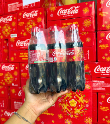 Lốc 6 Chai Nước Ngọt Coca Cola - CCCL02