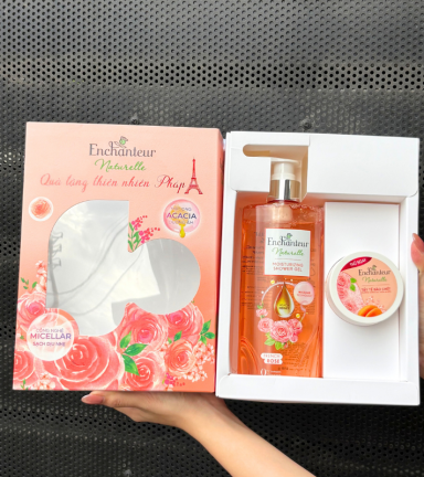 Set Quà Tặng Sữa Tắm Enchanteur Naturelle Hương Hoa Hồng & Tẩy Tế Bào Chết Body (Set Màu Cam) - SETENCHANTEURHH