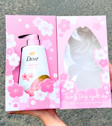 Set Quà Tặng Sữa Tắm Serum Dove Pro-Ceramide Radiance Hoa Anh Đào 500ml - SETQUADOVE