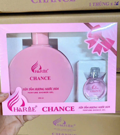 Set Quà Tặng Sữa Tắm Nước Hoa Charme Chance Hồng 250ml + Nước Hoa Charme Chance - SETCHARMECHANCE