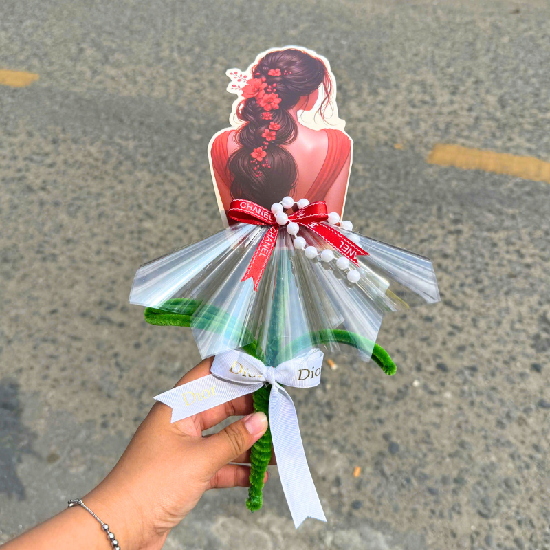 28539_217_20260303124508.png Hoa Gài Tiền - Hoa Gắn Tiền - Hoa Đựng Cô Gái Trong Suốt - Ngẫu Nhiên - HGT03