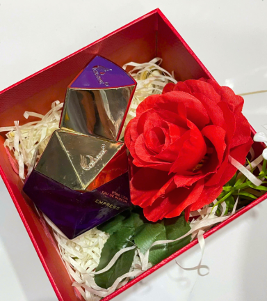 Set Hộp Quà Tặng Nước Hoa Nữ Good Charme Empress 50ml - Hộp Hoa Rơm Nhiều Màu - SETQUACHARME35