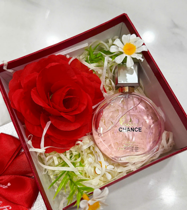 Set Hộp Quà Tặng Nước Hoa Nữ Charme Chance Hồng 50ml - Hộp Hoa Rơm Nhiều Màu - SETQUACHARME53