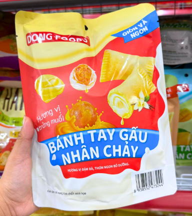 Bánh Tay Gấu Nhân Chảy Dong Foods Vị Trứng Muối 120g - 8938552473244