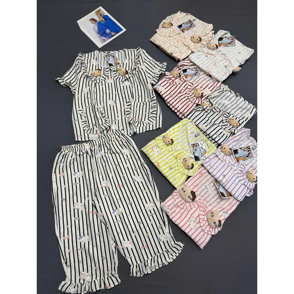 Đồ Bộ Nữ Áo Cổ Sen Tay Ngắn Quần Lửng Họa Tiết Gấu Đáng Yêu Vải Cotton Hàn Mịn Mát Size 45-62kg 9 Đồ Bộ Nữ Áo Cổ Sen Tay Ngắn Quần Lửng Họa Tiết Gấu Đáng Yêu Vải Cotton Hàn Mịn Mát Size 45-62kg