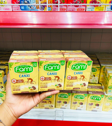 Sữa Đậu Nành FAMI Vị Cà Phê Lốc 6 Hộp (200ml/Hộp) - 8934614031001