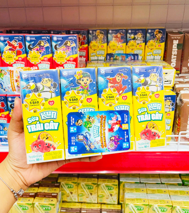 Sữa Dinh Dưỡng KUN Hương Trái Cây Nhiệt Đới Lốc 4 Hộp - (180ml/Hộp) - 8936025772993