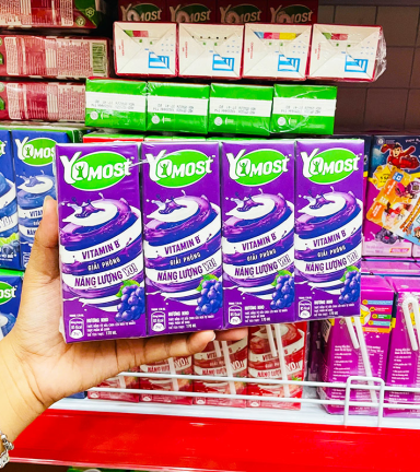 Sữa Chua Uống Yomost Vị Nho Lốc 4 Hộp (170ml/Hộp) - 8934841903676