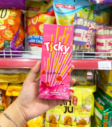 Bánh Que Đũa Phủ Dâu Ticky Uni Firms - Màu Hồng - 8858694610096LE