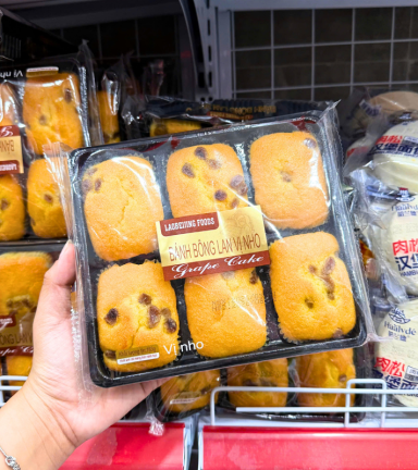 Bánh Bông Lan Vị Nho Laobeijing Foods Khay 6 Cái 183g - 6944876401629