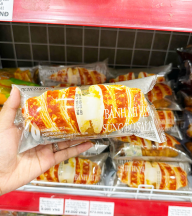 1 Cái Bánh Mì Sừng Bò WEICHUDAO Salad - 6956912510585