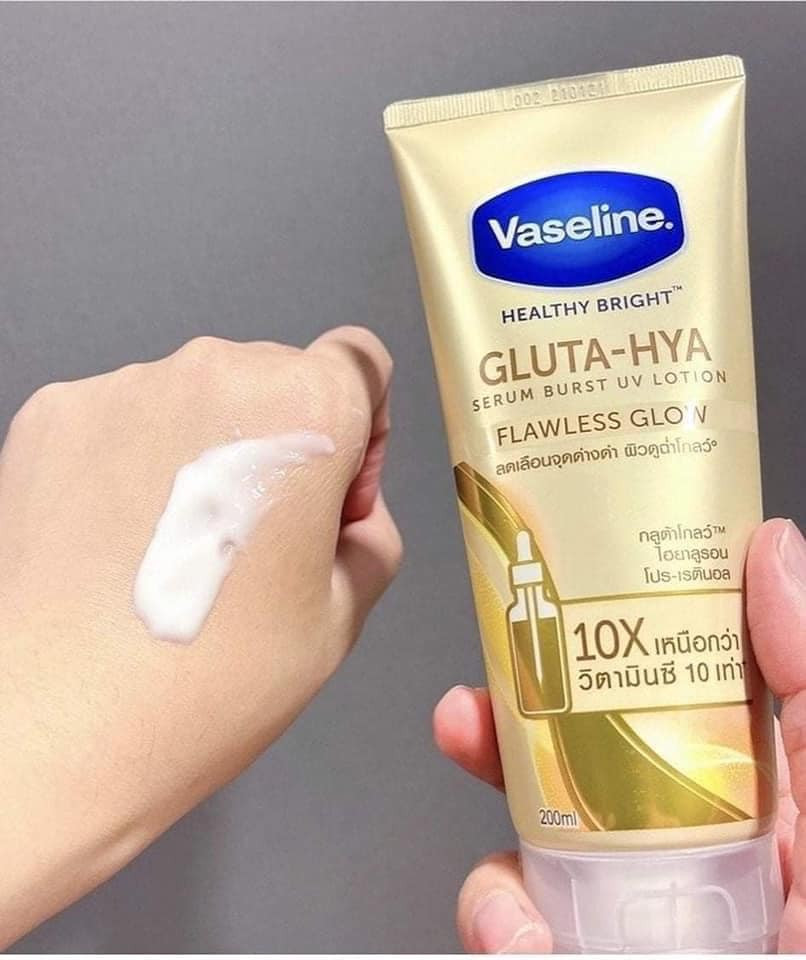 Sữa Dưỡng Thể Vaseline 10X Vàng Healthy Bright Gluta Hya Serum Flawless Glow Tốt hơn gấp 10 lần so với Vitamin C