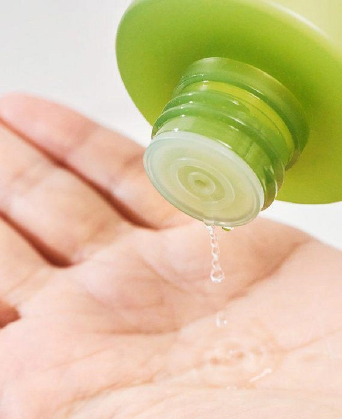 Tẩy trang trị mụn rau má JEJU CICA của nhà prettyskin là tẩy trang thế hệ mới