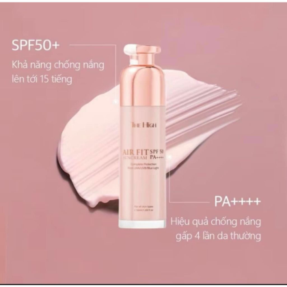 Sữa chống nắng SPF 50+ giúp da chống lại tia UV  ngăn ngừa lõa hóa da,phục hồi da khi đi dưới nắng