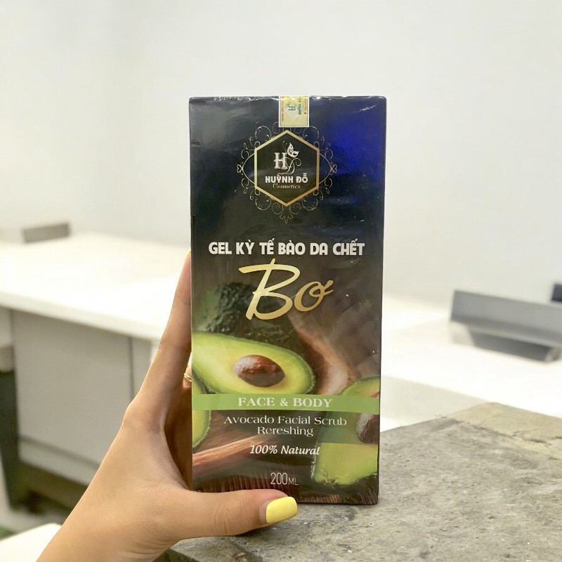Gel Kỳ Tế Bào Da Chết Bơ Cho Mặt Và Body Huỳnh Đỗ 200ml
