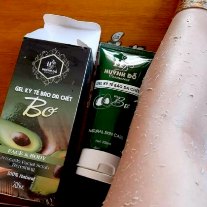 Gel Kỳ Tế Bào Da Chết Bơ Cho Mặt Và Body Huỳnh Đỗ 200ml