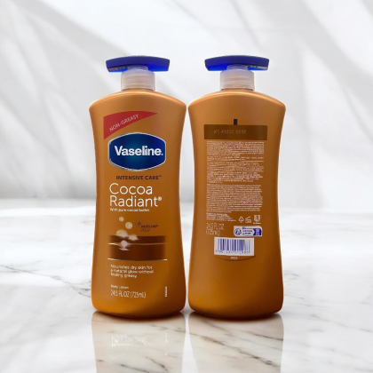 Sữa dưỡng thể Vaseline Intensive Care Cocoa Radiant 725ml  dưỡng ẩm cho da bị khô ráp