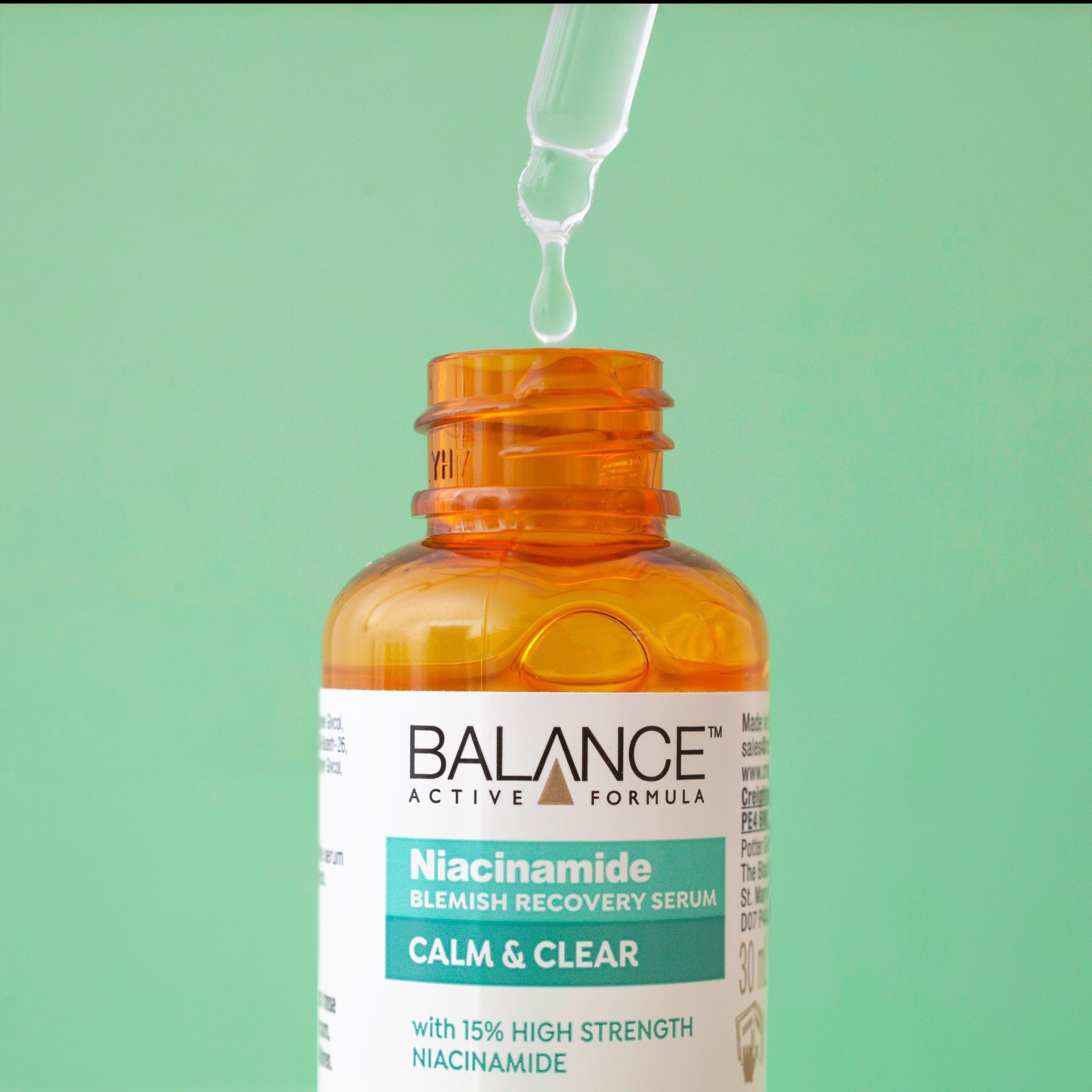 Serum Balance Active Formula Ngừa Mụn Mờ Thâm 30ml Niacinamide 15%