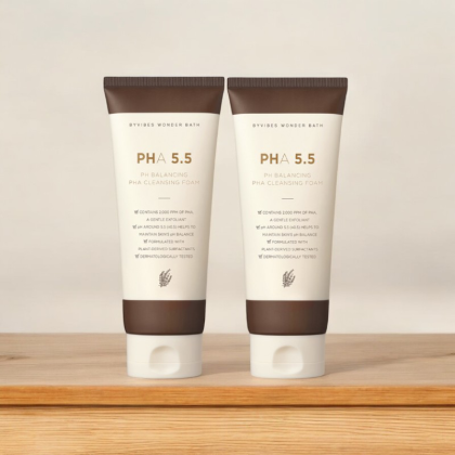Sữa Rửa Mặt Tẩy Tế Bào Chết Byvibes Wonder Bath PHA 5.5 PH Balancing PHA Cleansing Foam  hỗ trợ điều trị mụn