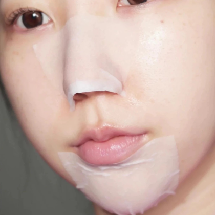Ủ Mụn ILSO Super Melting Sebum Softener là dung dịch làm mềm những phần mụn đầu đen