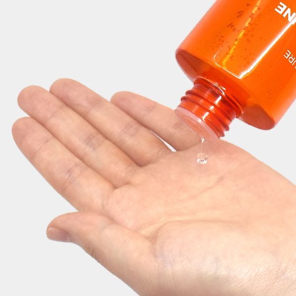 Toner Jeju Tangerine Vita C PrettySkin là nước hoa hồng chiết xuất từ những quả quýt tươi mới