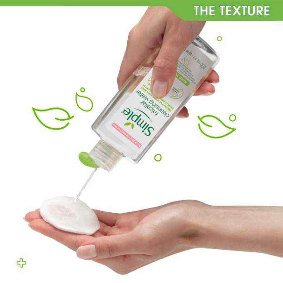 Nước Tẩy Trang Simple Kind To Skin Micellar Cleansing Water là sản phẩm tẩy trang dành cho da mặt