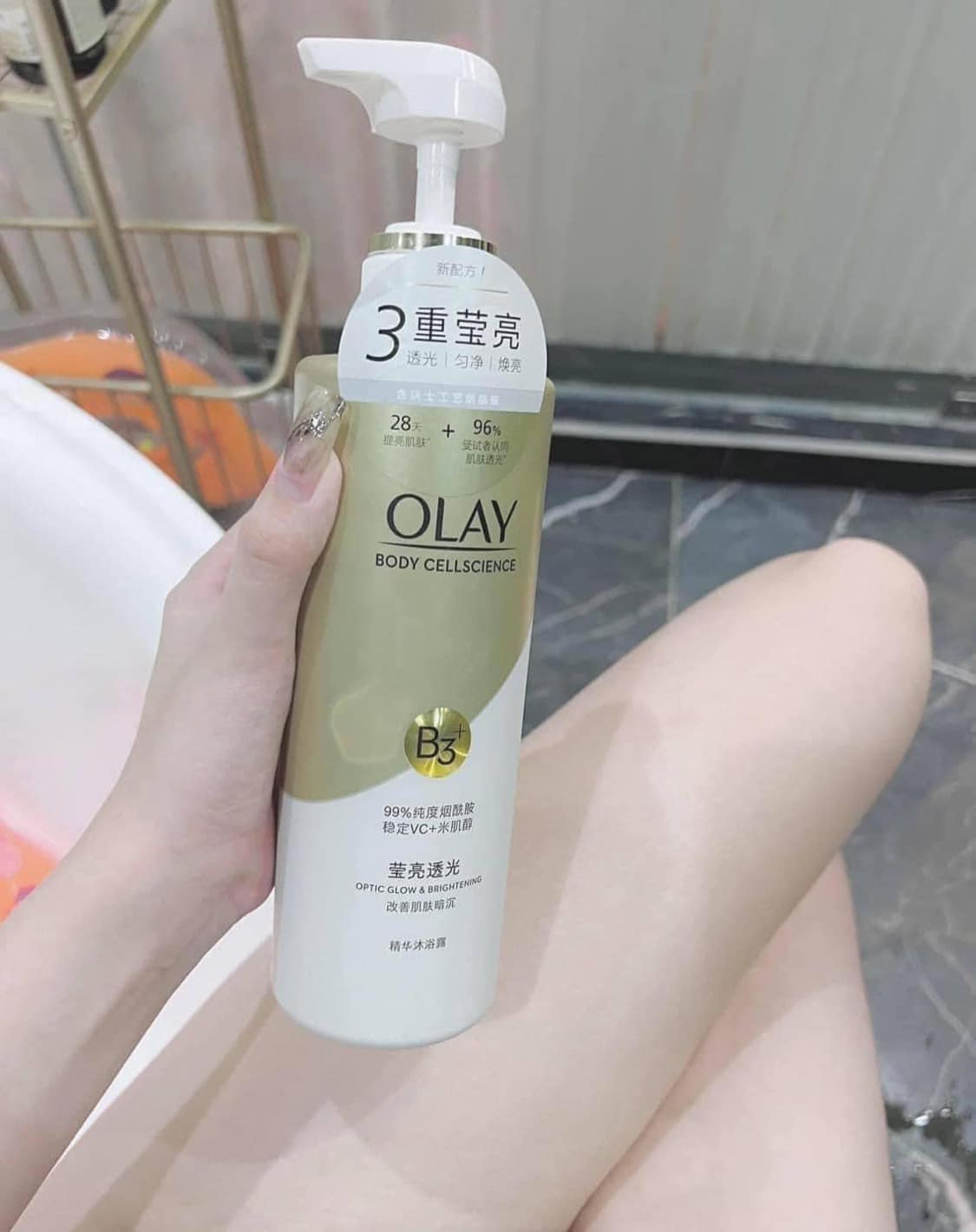 Sữa Tắm Trắng Da Olay B3 Vitamin C Bản Trung